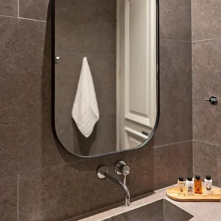 Lägenhetshotell Naillac Elite 4*