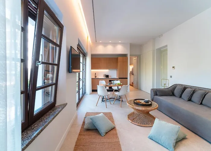 Apart-hotel Naillac Elite 4*