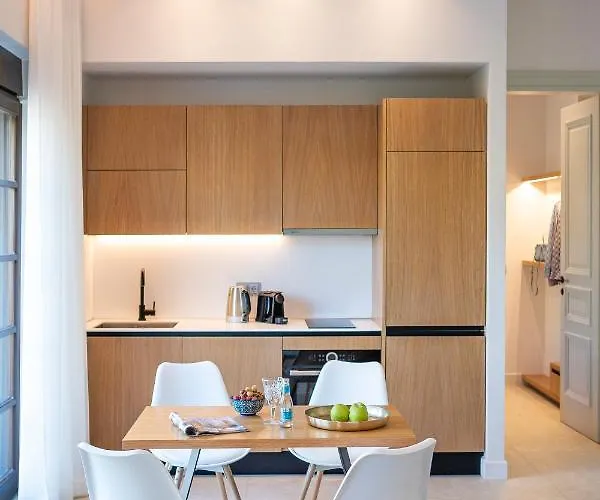 Naillac Elite Apartmanhotel