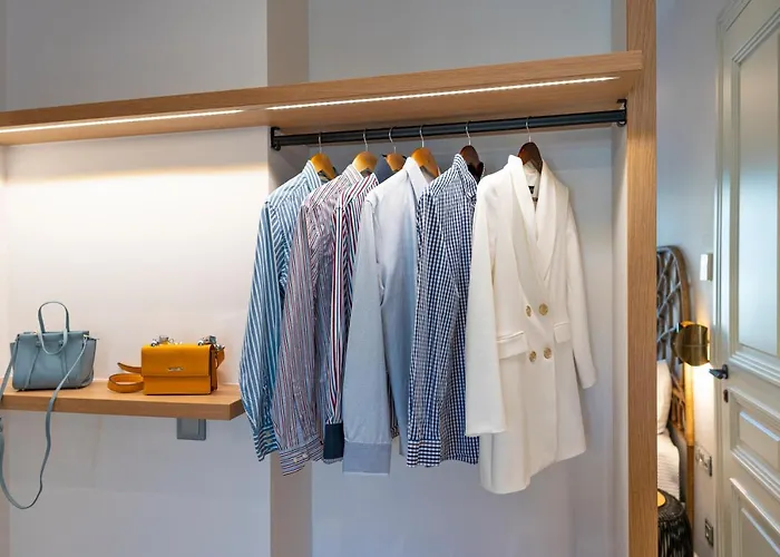 Naillac Elite アパートホテル 4*